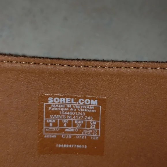 Sorel Roaming Buckle Slides - Picture 5 of 5